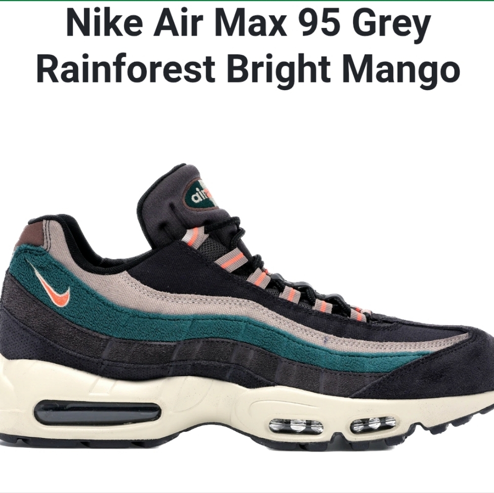 Nike Black and Green Sneakers with Air Max Cushioning